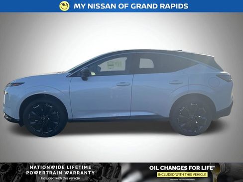New 2026 Nissan Murano Platinum w/ Cargo Package AWD/4WD image 2