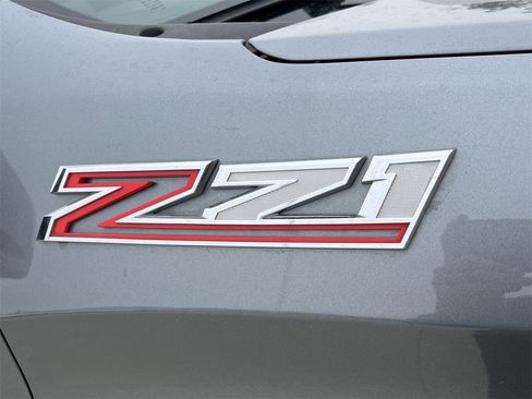 Used 2021 Chevrolet Silverado 1500 LT Trail Boss w/ Convenience Package II image 7