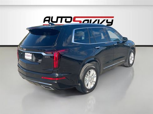 Used 2025 Cadillac XT6 Luxury w/ LPO, Floor Liner Package image 7
