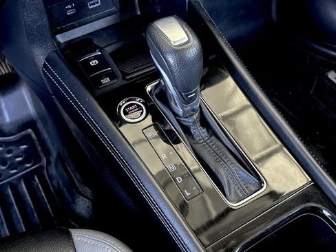 Used 2021 Nissan Kicks SR w/ SR Premium Package image 25