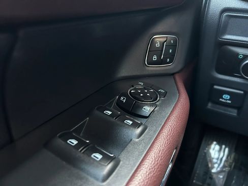 Used 2024 Ford Expedition Max Limited AWD/4WD image 21