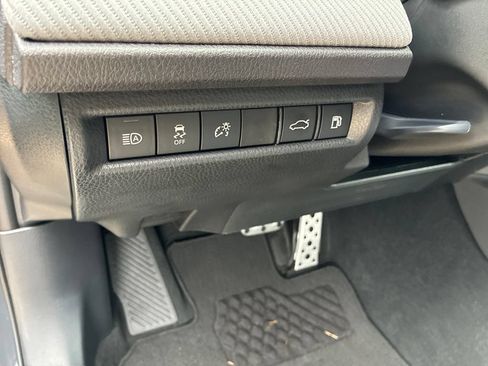 New 2026 Toyota Camry SE FWD image 33