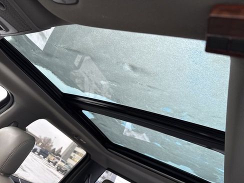 Used 2018 Ford F150 Lariat w/ Equipment Group 502A Luxury image 15