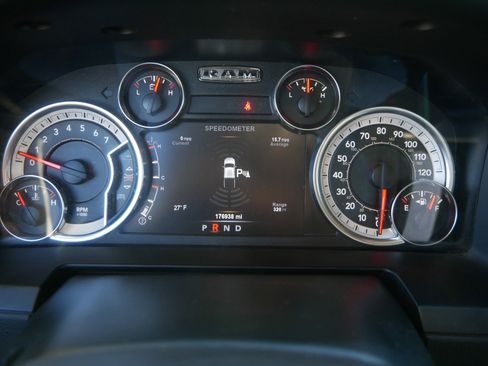 Used 2018 RAM 1500 Laramie w/ Convenience Group image 35