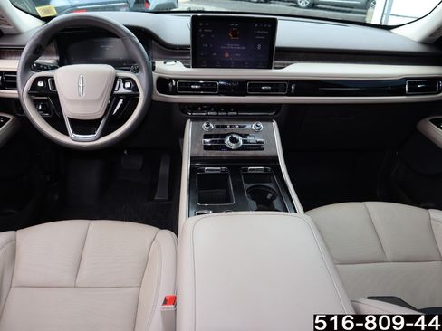 Used 2023 Lincoln Aviator Reserve w/ Elements Package Plus AWD/4WD image 13