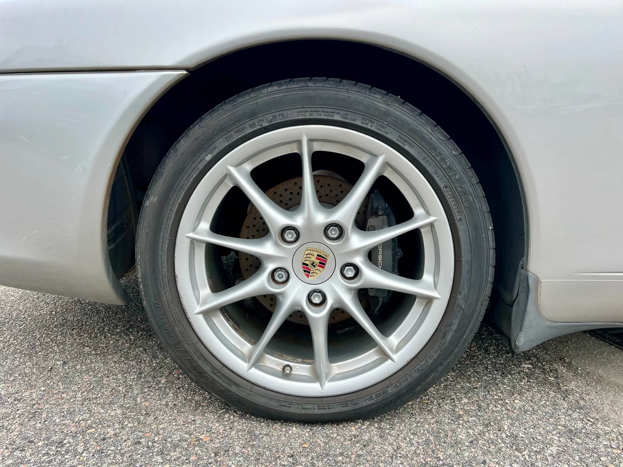 Used 2002 Porsche 911 Carrera RWD image 40