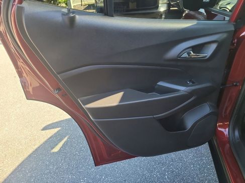 Used 2025 Chevrolet Trax LS image 8