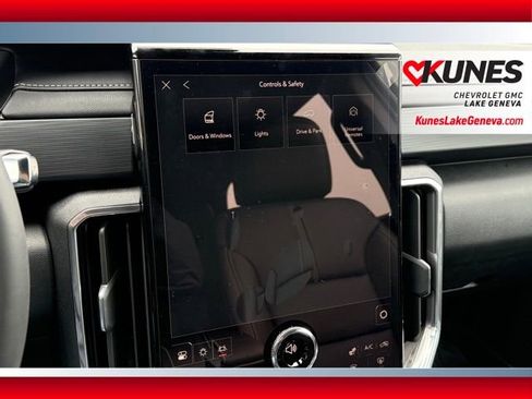 New 2026 GMC Acadia Elevation w/ Black Edition image 42