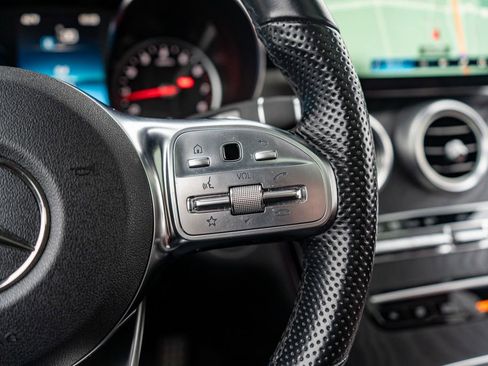 Used 2022 Mercedes-Benz GLC 300 GLC 300 image 26