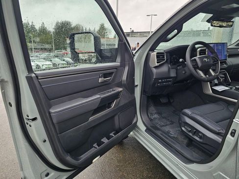 New 2026 Toyota Tundra Platinum AWD/4WD image 18