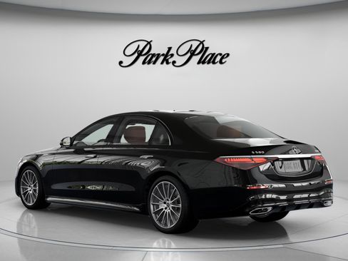 New 2026 Mercedes-Benz S 580 4MATIC Sedan image 14