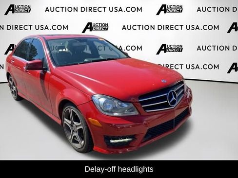 Used 2014 Mercedes-Benz C 250 Sedan image 3