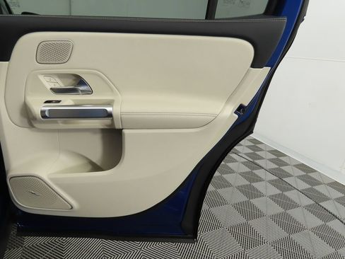 New 2026 Mercedes-Benz GLB 250 image 26