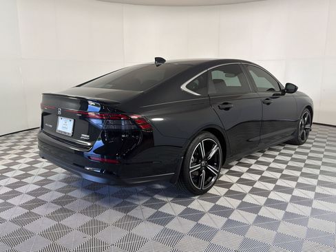 Certified 2023 Honda Accord Sport image 9