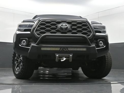 Used 2021 Toyota Tacoma TRD Off-Road AWD/4WD image 25