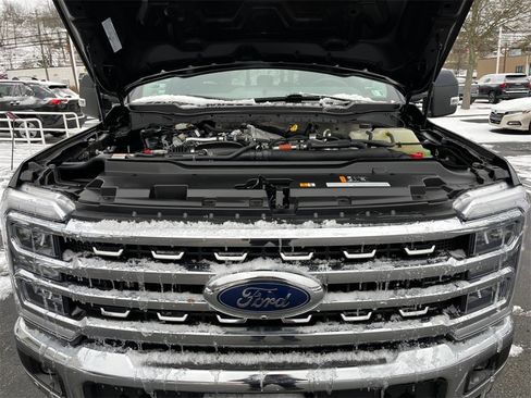 Used 2023 Ford F350 Lariat w/ Tow Technology Package image 30