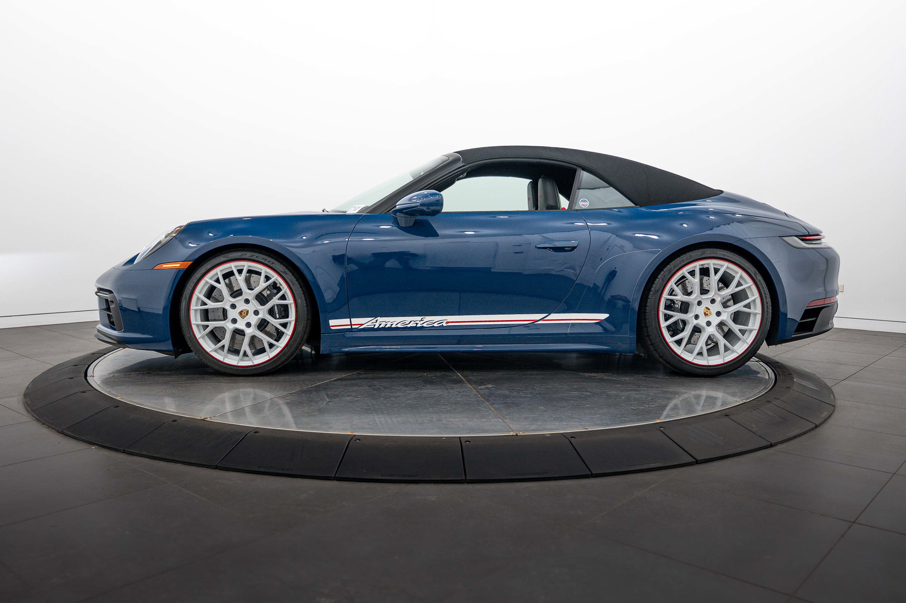 Certified 2023 Porsche 911 Carrera GTS RWD image 30