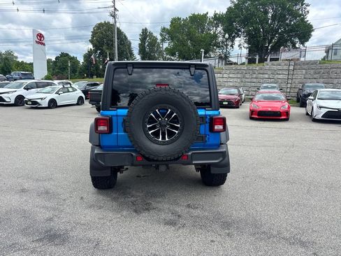 Used 2024 Jeep Wrangler Unlimited Sport AWD/4WD image 5