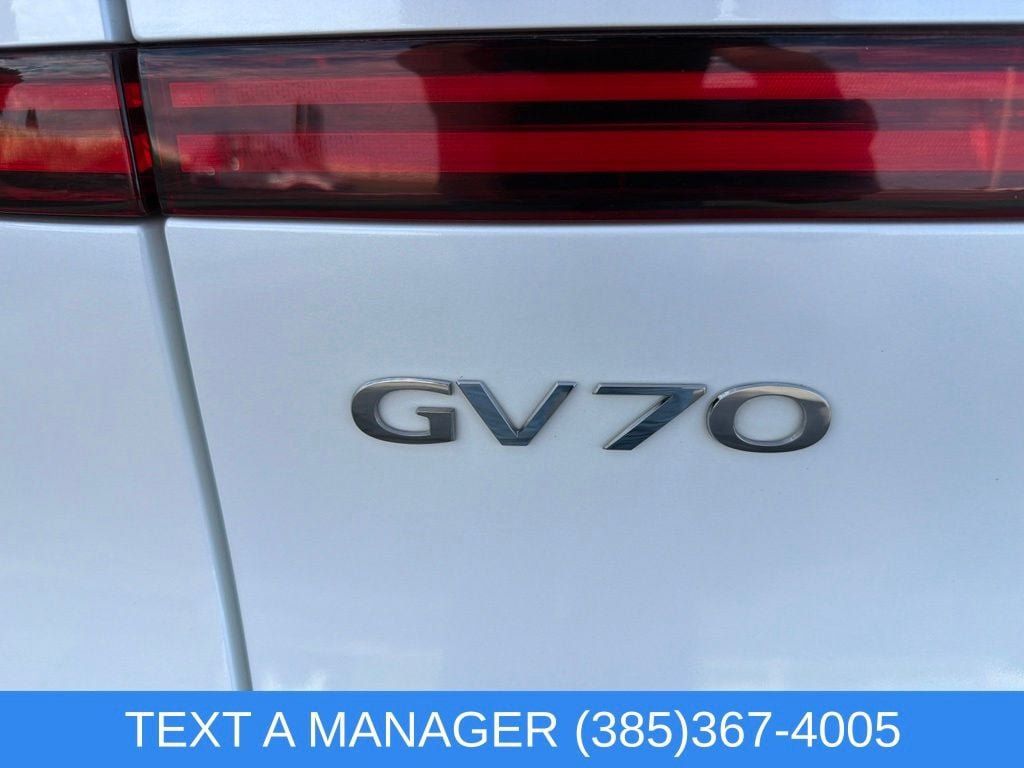 Used 2025 Genesis GV70 2.5T AWD/4WD image 10