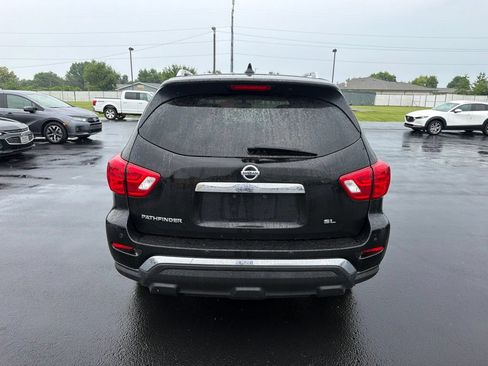 Used 2019 Nissan Pathfinder SL FWD image 6