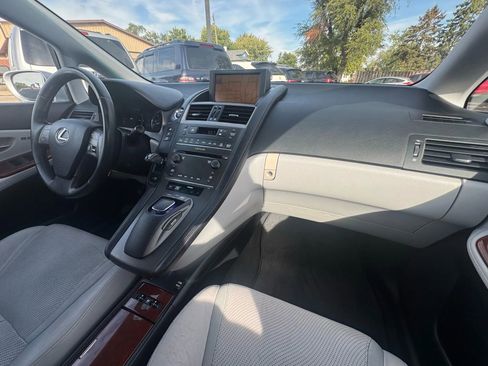 Used 2010 Lexus HS 250h Premium image 29