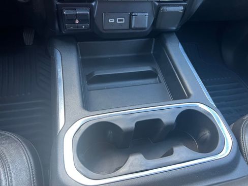 Used 2020 Chevrolet Silverado 2500 LTZ w/ LTZ Convenience Package AWD/4WD image 33