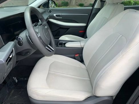 Certified 2024 Hyundai Sonata SEL FWD image 11