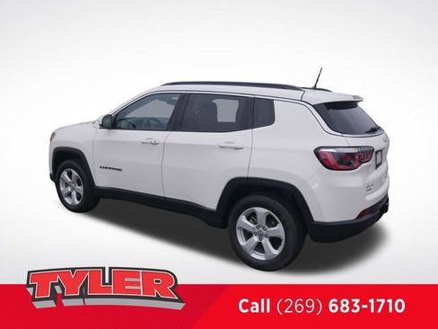 Used 2018 Jeep Compass Latitude w/ Cold Weather Group image 5