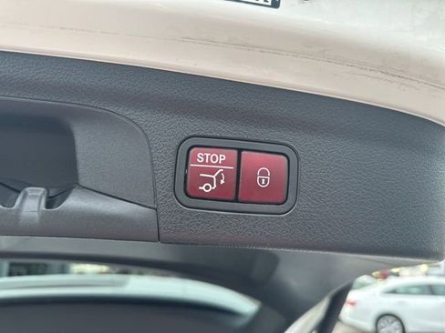 Used 2024 Mercedes-Benz GLE 350 GLE 350 image 21