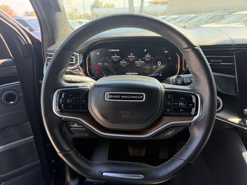 Used 2023 Jeep Grand Wagoneer Series II w/ Flexible Seating Group AWD/4WD image 30