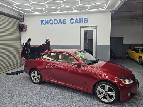 Used 2014 Lexus IS 250C w/ Navigation System Package RWD image 11