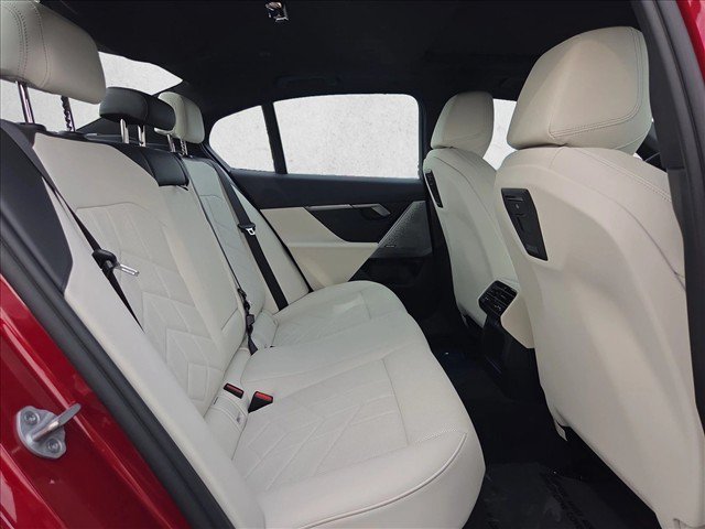 Certified 2026 BMW i5 eDrive40 w/ M Sport Package AWD/4WD image 27