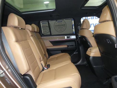 Used 2024 Hyundai Santa Fe Limited image 26