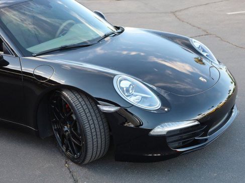 Used 2013 Porsche 911 Carrera RWD image 10