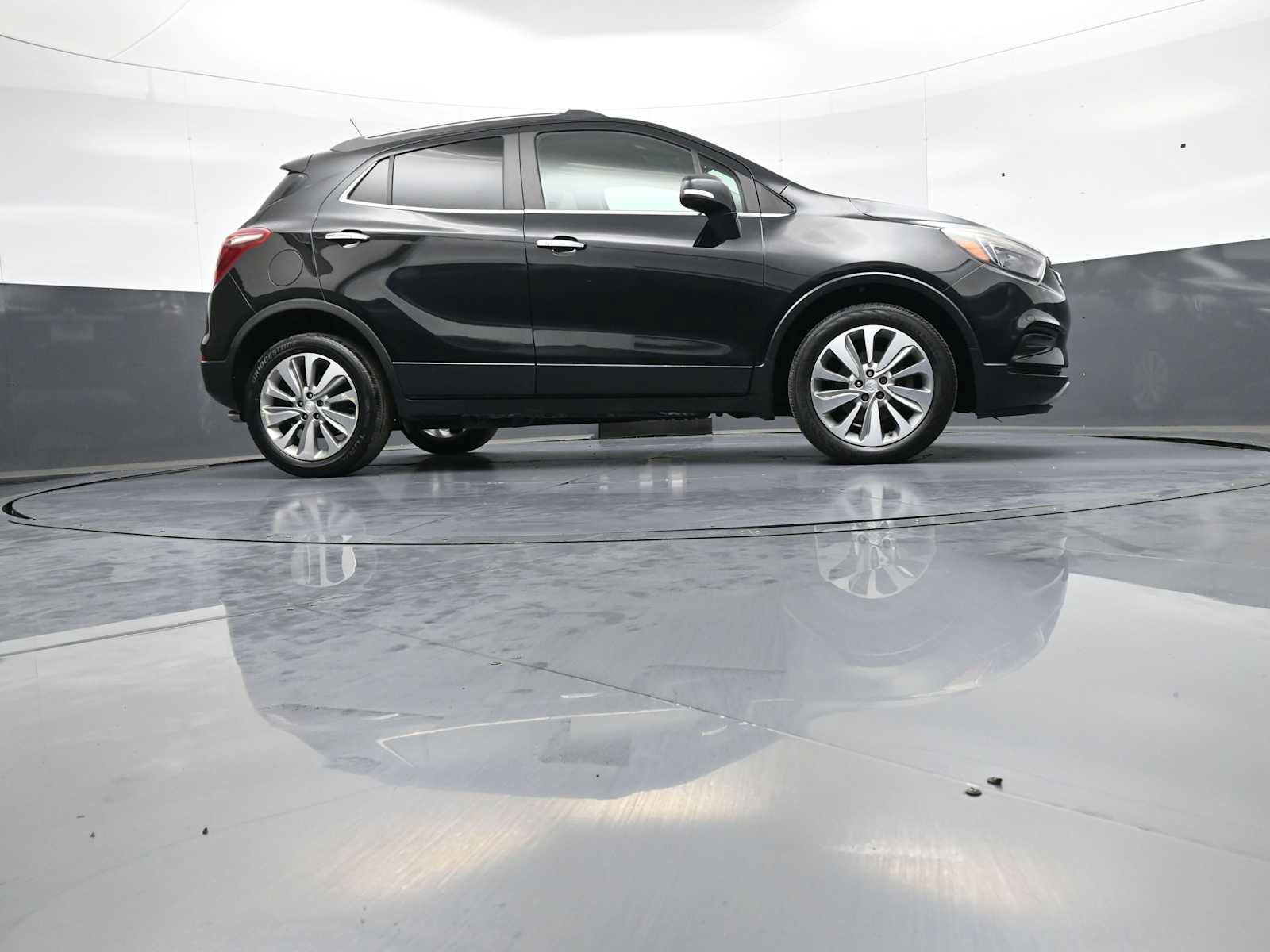 Used 2017 Buick Encore Preferred FWD image 27