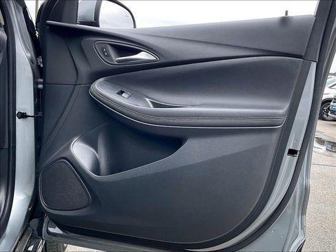 Used 2024 Buick Encore GX Sport Touring AWD/4WD image 11