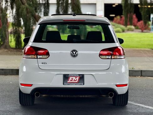 Used 2011 Volkswagen GTI 4-Door FWD image 6
