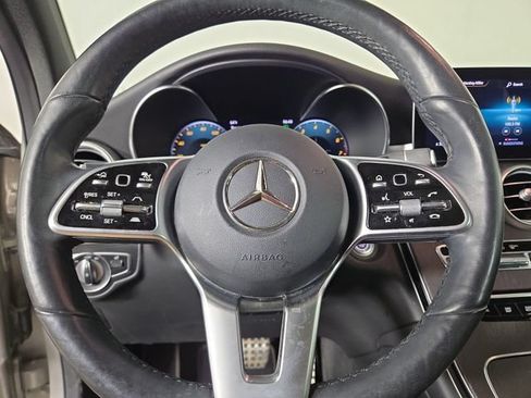 Used 2021 Mercedes-Benz GLC 300 4MATIC image 21