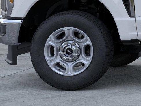 New 2026 Ford F250 XLT w/ 360-Degree Camera Package AWD/4WD image 19