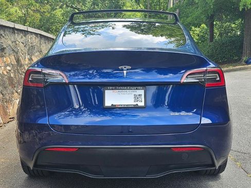 Used 2022 Tesla Model Y Long Range AWD/4WD image 9