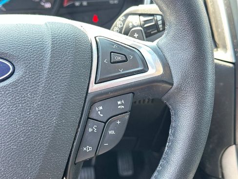 Used 2019 Ford Edge SEL w/ Equipment Group 201A image 25