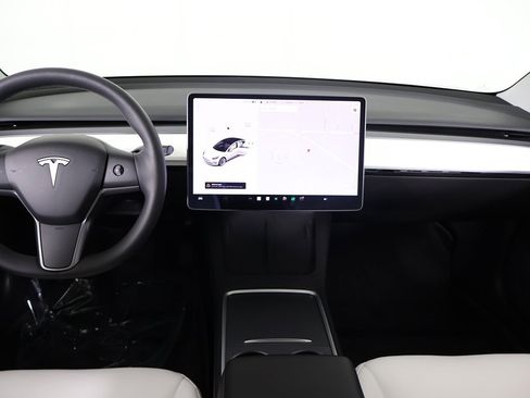 Used 2021 Tesla Model 3 Long Range image 43