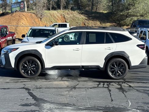 Certified 2024 Subaru Outback Onyx Edition image 7