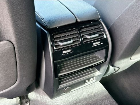 Used 2023 BMW 540i w/ M Sport Package image 25