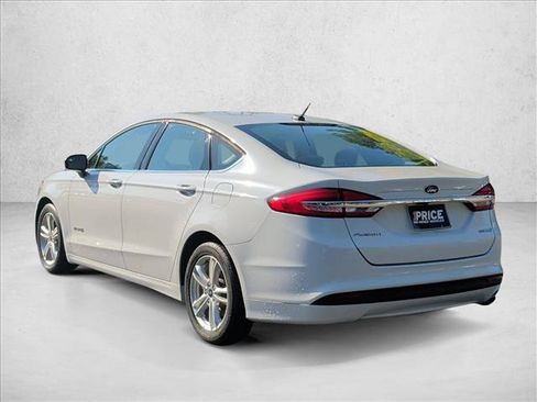 Used 2018 Ford Fusion S FWD image 7