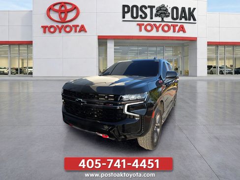 Used 2022 Chevrolet Suburban Z71 w/ Luxury Package AWD/4WD image 12
