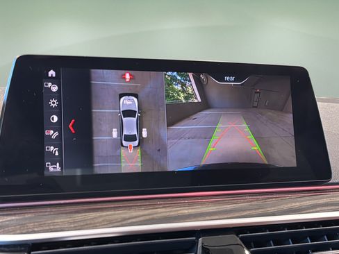 Used 2019 BMW 540i xDrive w/ M Sport Package AWD/4WD image 24