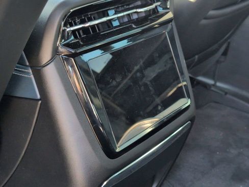 Used 2025 Cadillac Escalade IQ Luxury 2 image 28