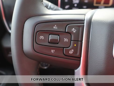 Used 2024 GMC Sierra 1500 Elevation image 3