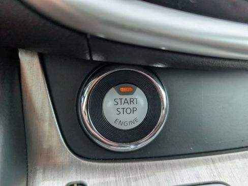 Used 2016 Nissan Murano S image 21